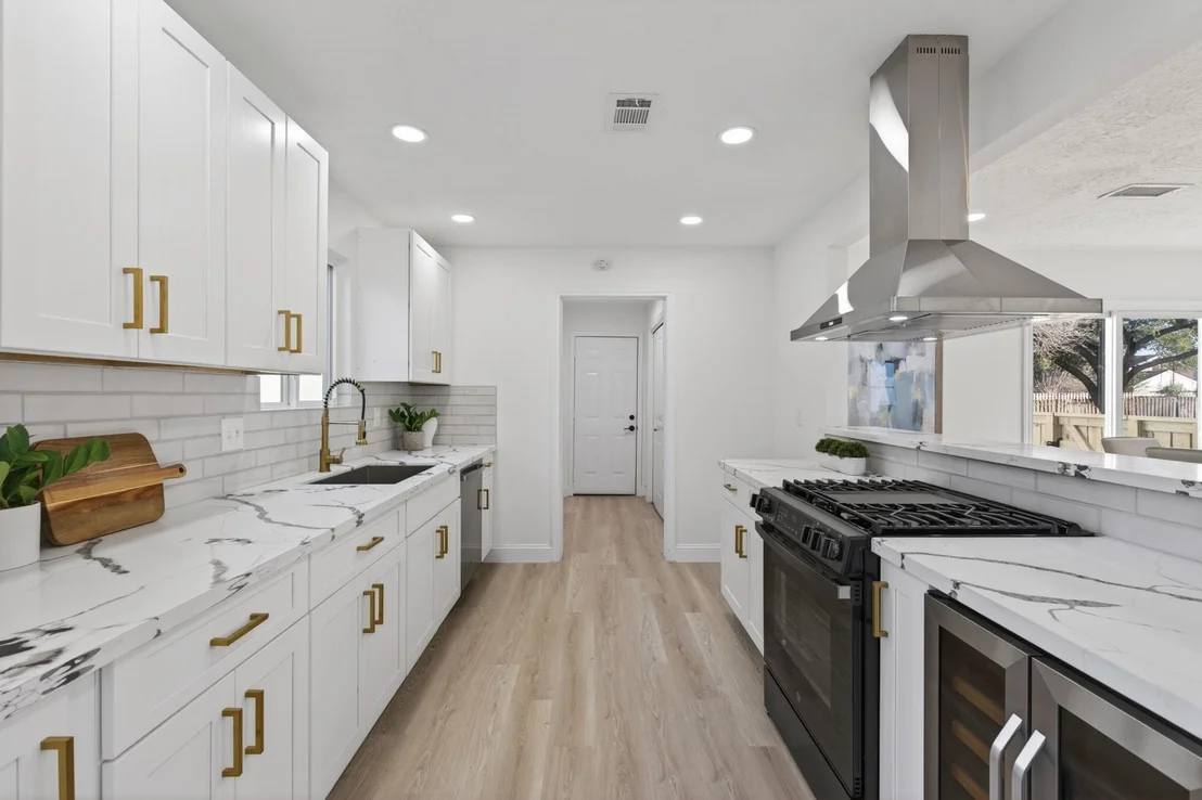 Photo of 6207 Rollingbrook Drive