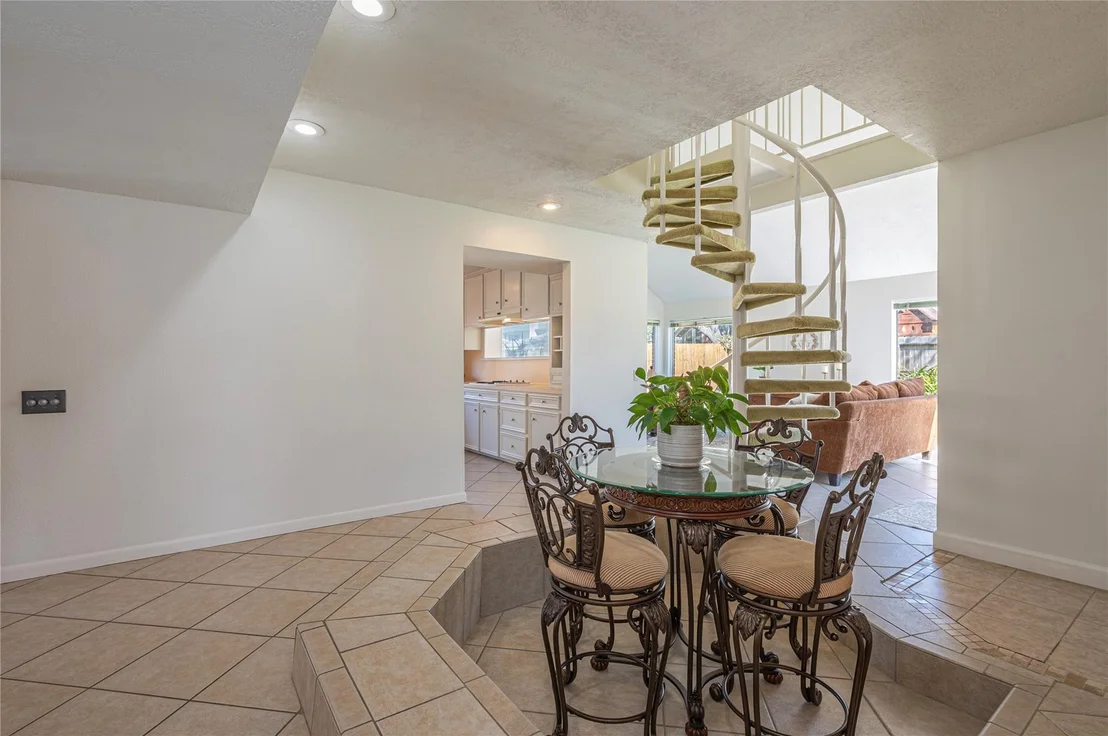 Photo of 16419 Laurelfield Drive
