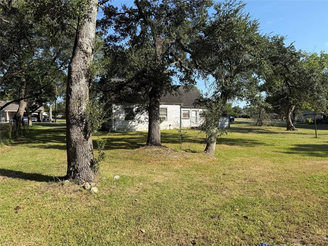 Photo of 303 5th Street