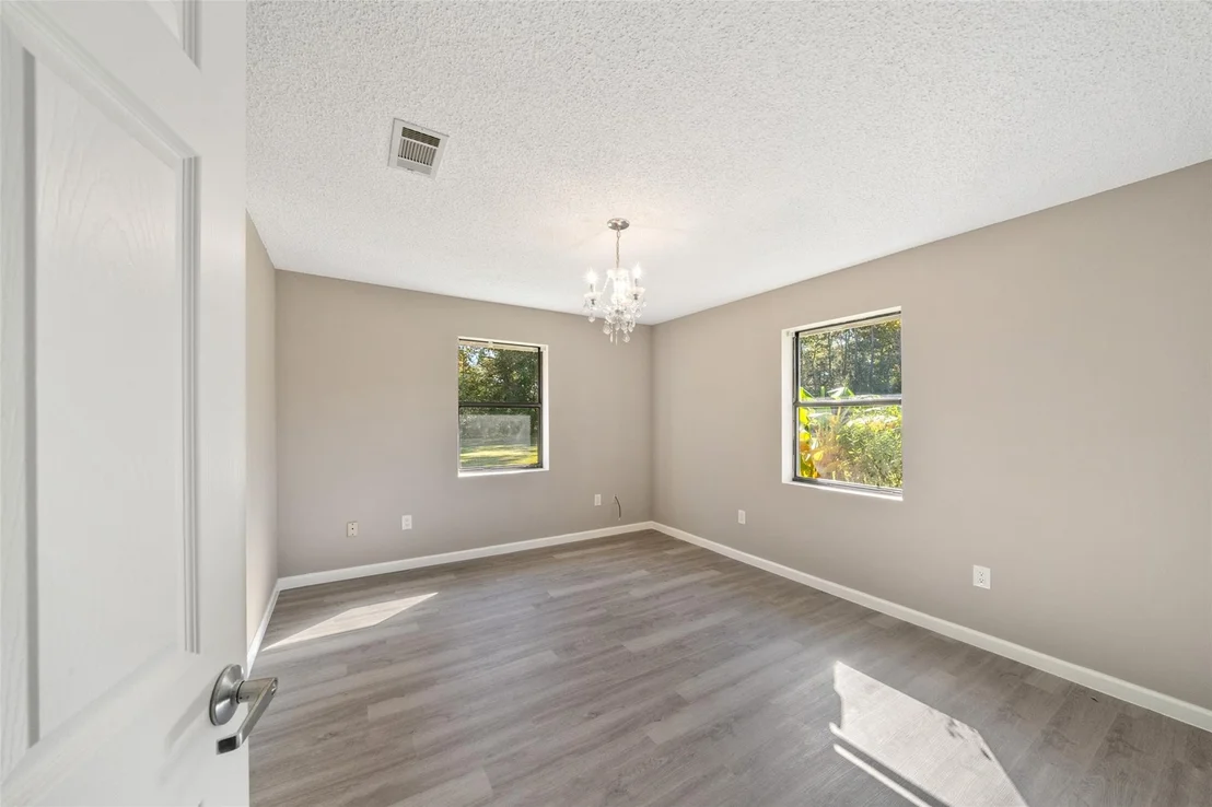 Photo of 1085 County Road 2222
