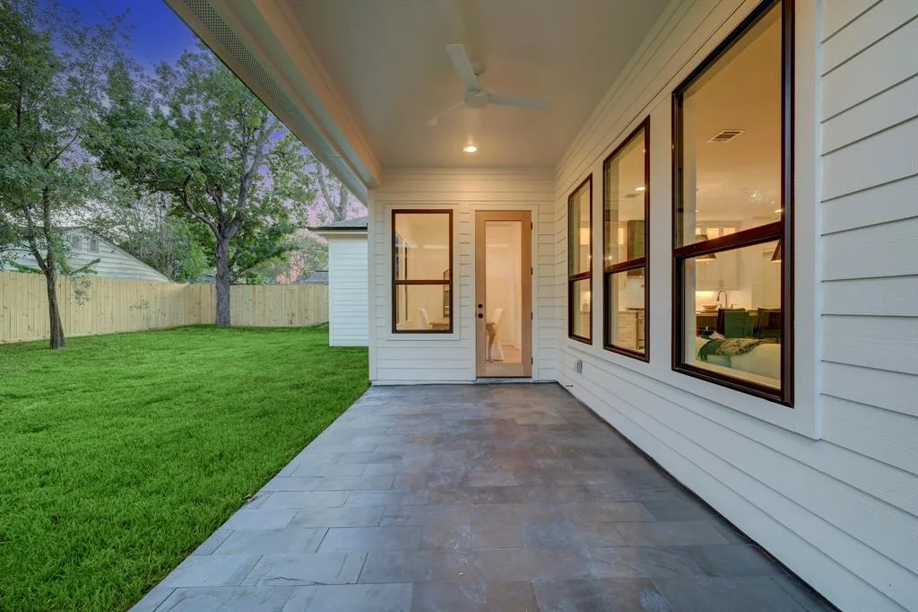 Photo of 1349 Chantilly Lane