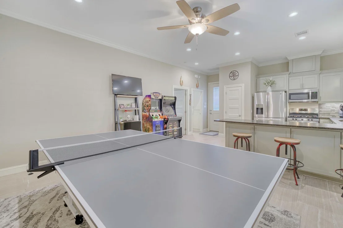 Photo of 5792 Andert Road