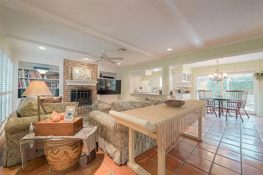 Photo of 2515 Briarpark Drive