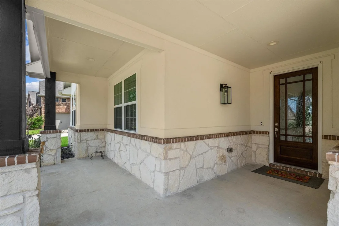 Photo of 7335 Laguna Lake Drive