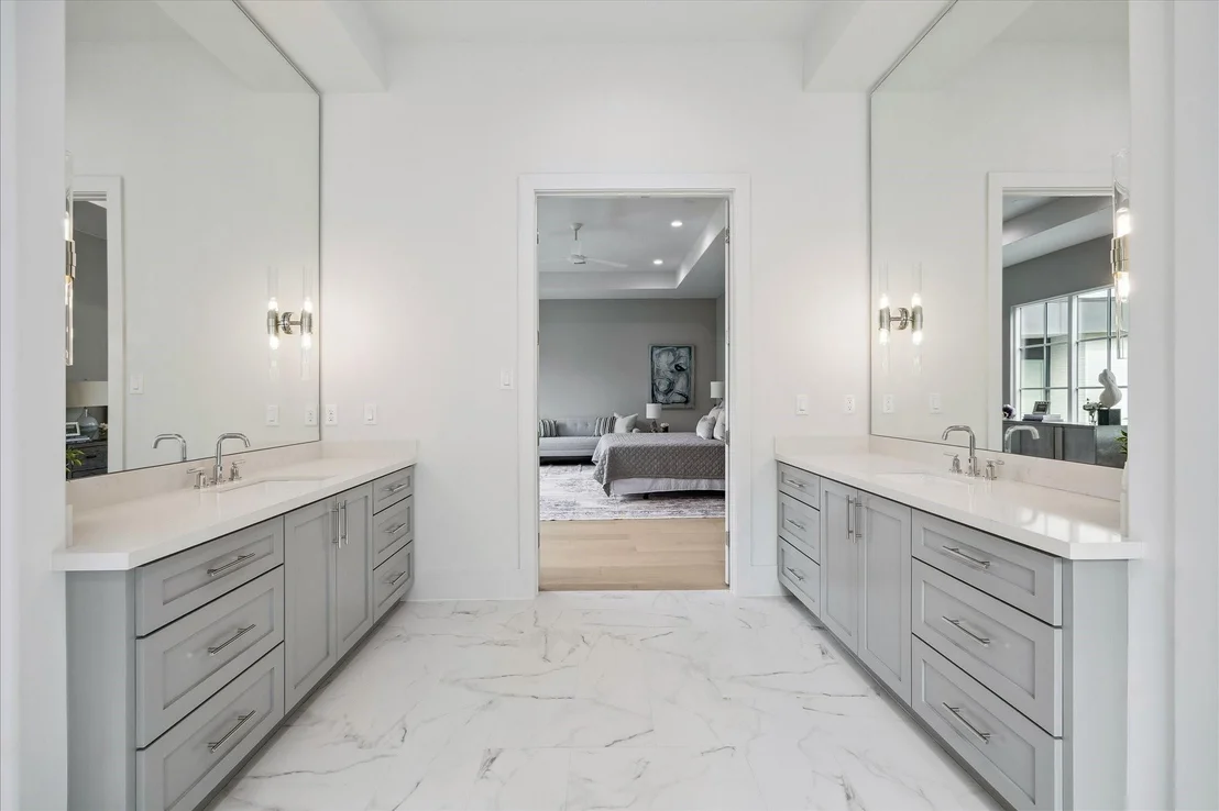 Photo of 1118 Jackson Boulevard