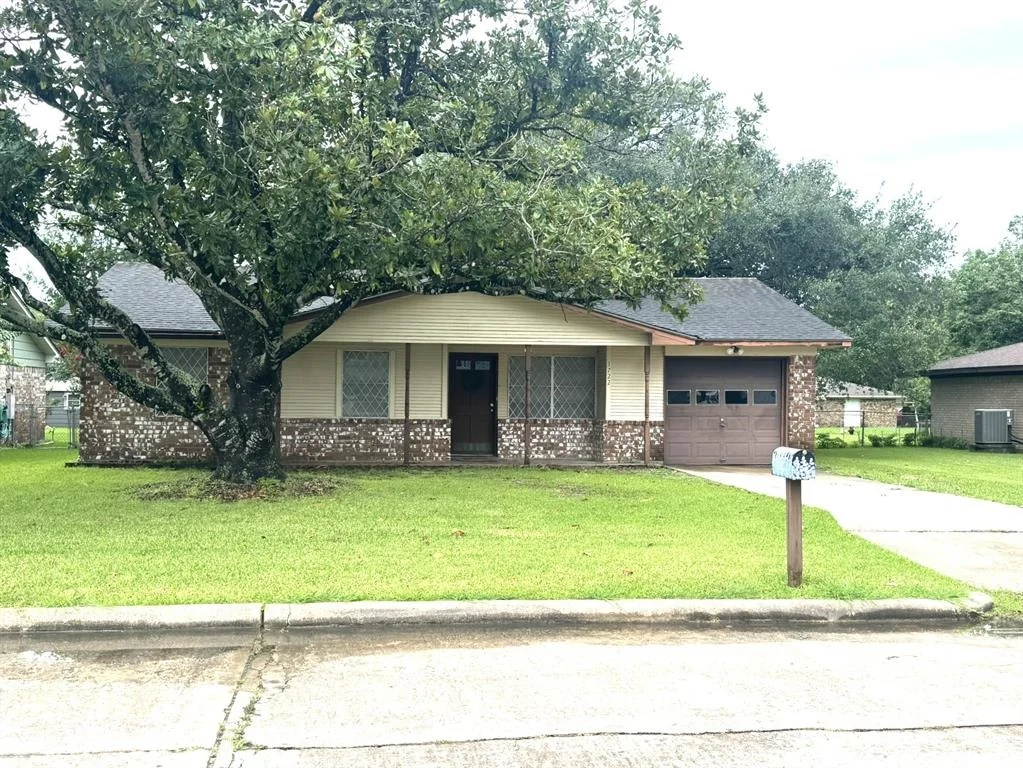 Photo of 1722 Briar Lane