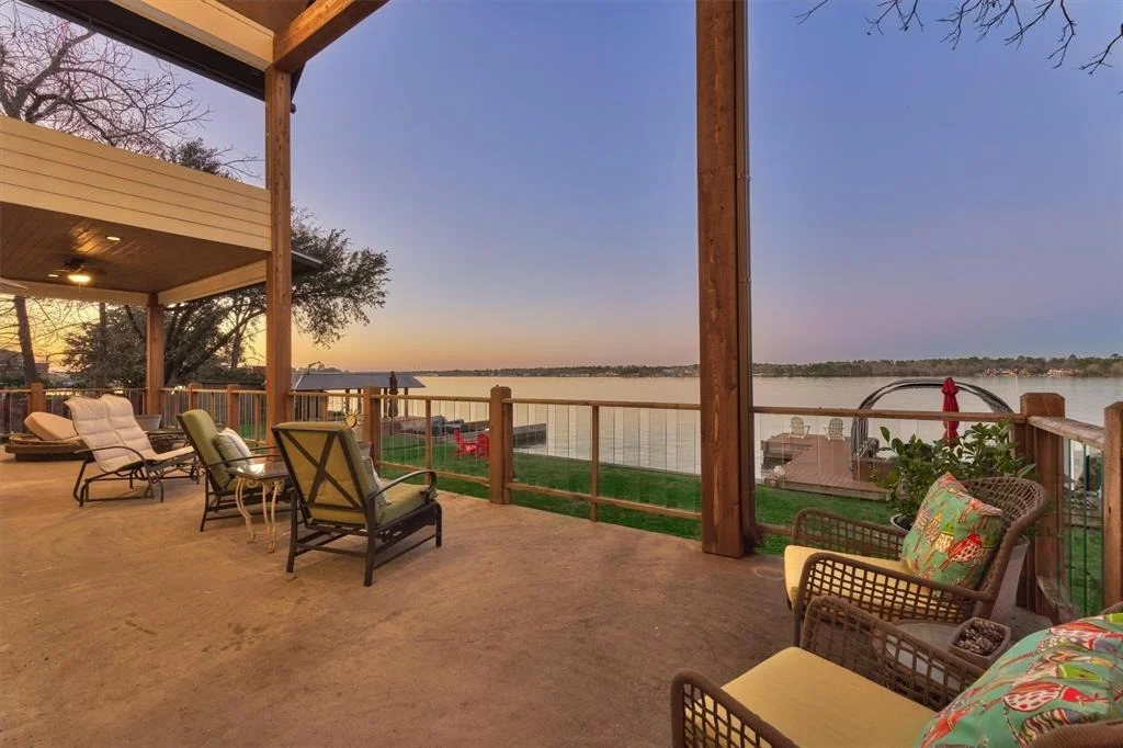 Photo of 925 Paradise Lane