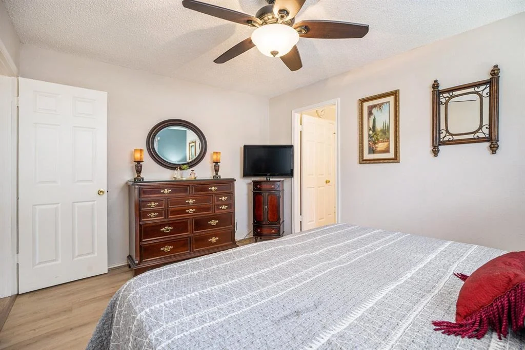 Photo of 910 Postwood Lane