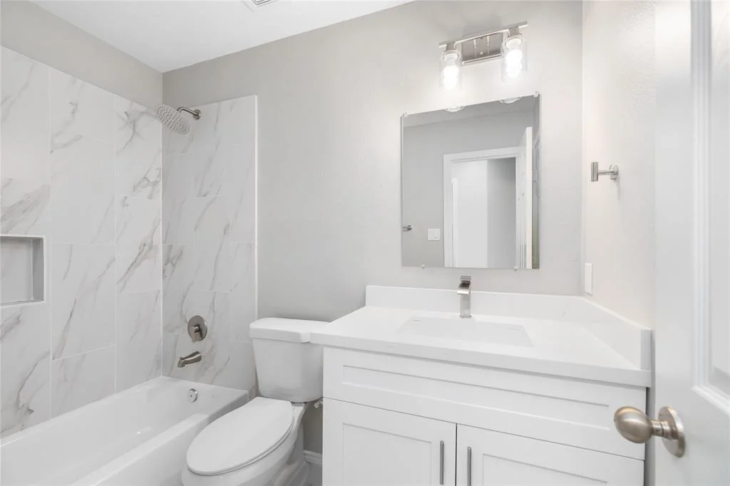 Photo of 20231 Niagara Falls Drive