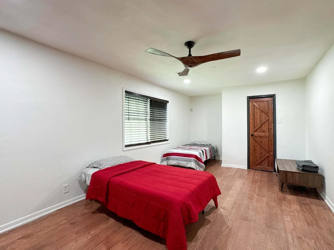 Photo of 435 County Road 3310
