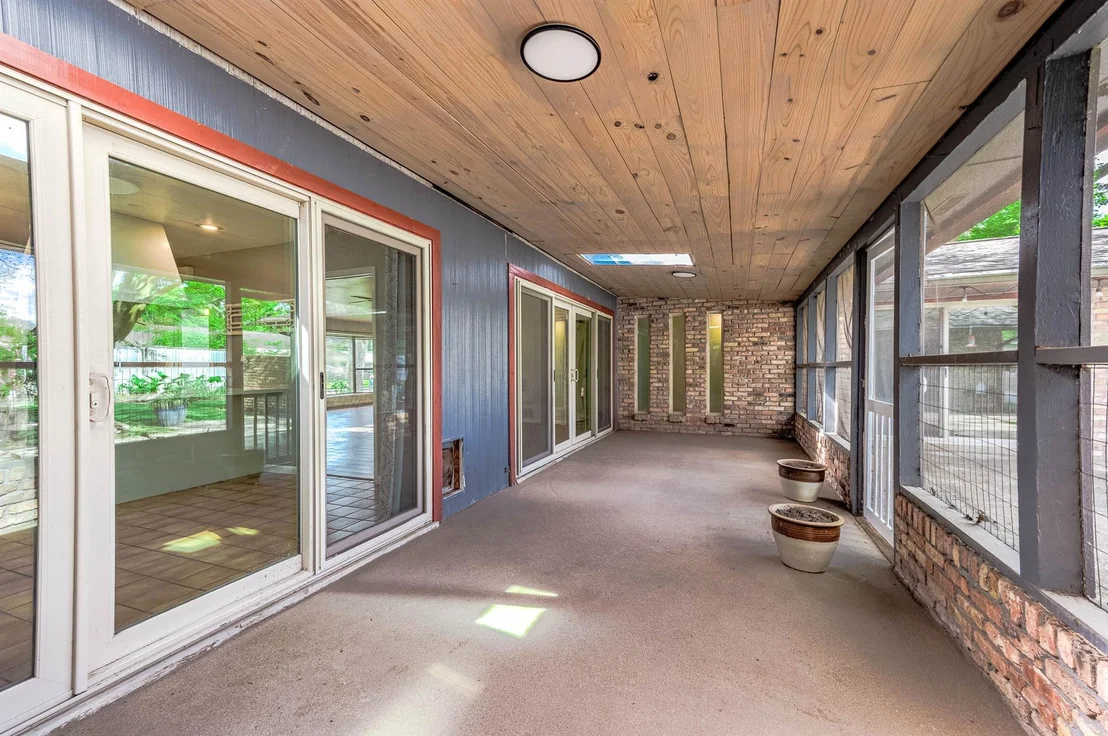 Photo of 1411 Richvale Lane