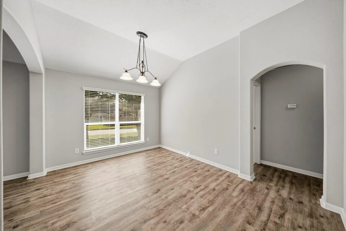 Photo of 12222 Hawthorne Drive