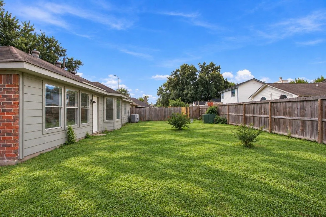 Photo of 16719 N Bend Drive