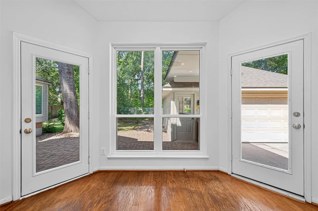 Photo of 151 W Coldbrook Circle