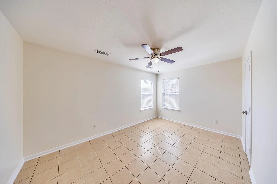 Photo of 5611 Tidewater Drive