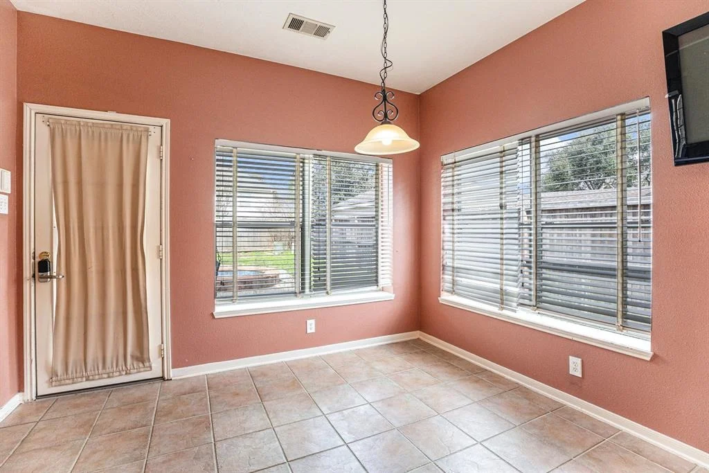 Photo of 2862 Everett Drive