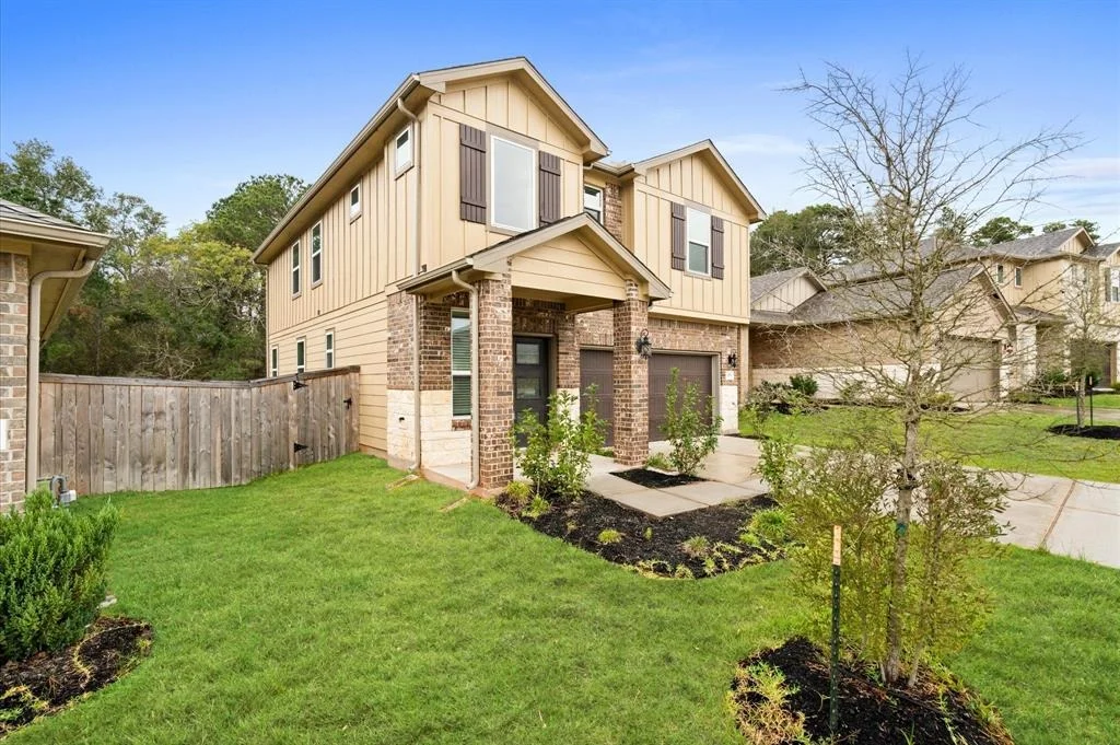Photo of 7051 Silverleaf Oak Street