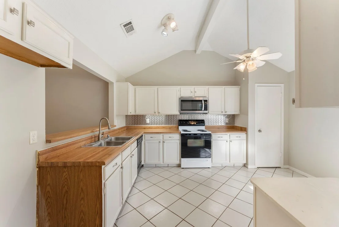 Photo of 5114 Aberton Lane