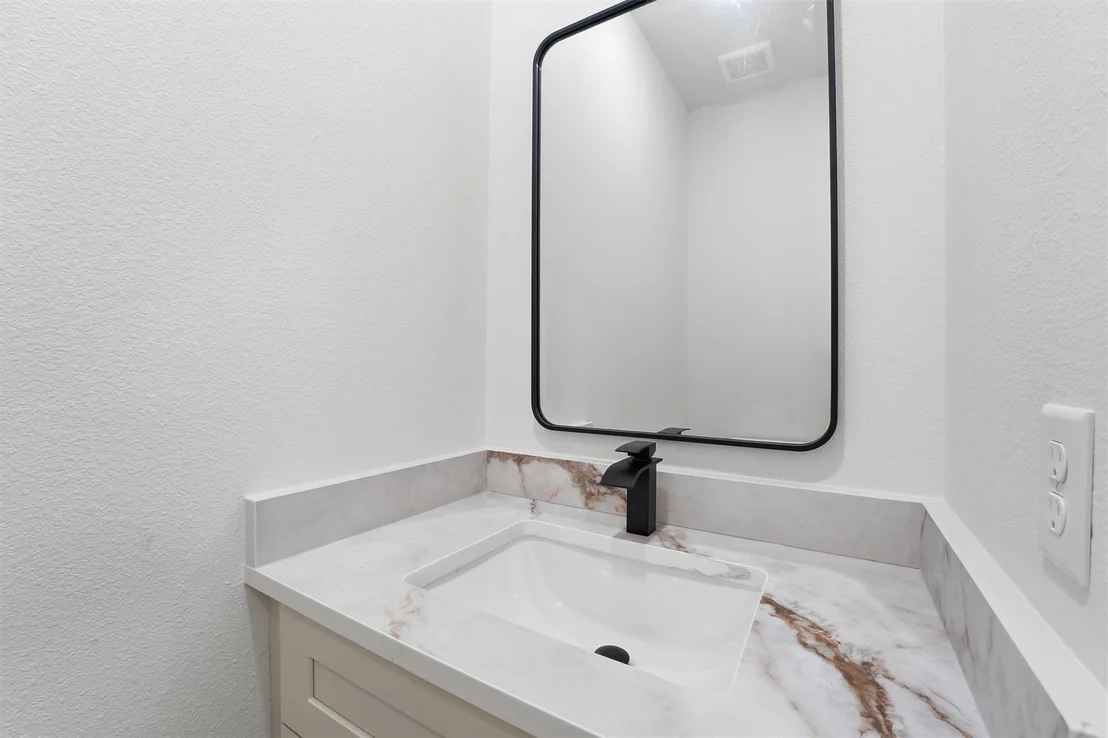 Photo of 14782 Cedar Circle