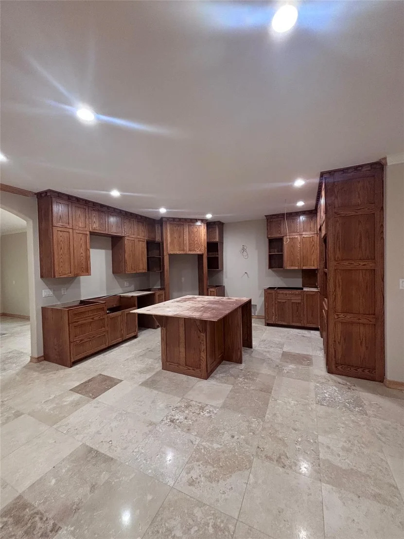 Photo of 1001 Harbor Lane