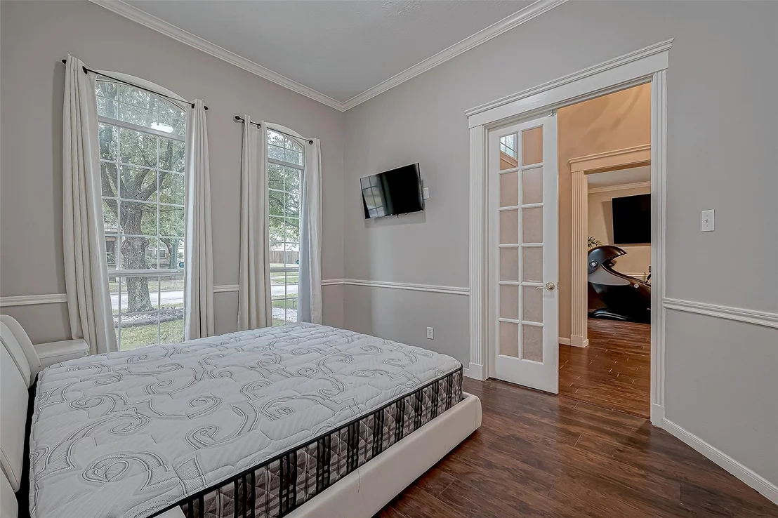 Photo of 22922 Montclair Park Lane