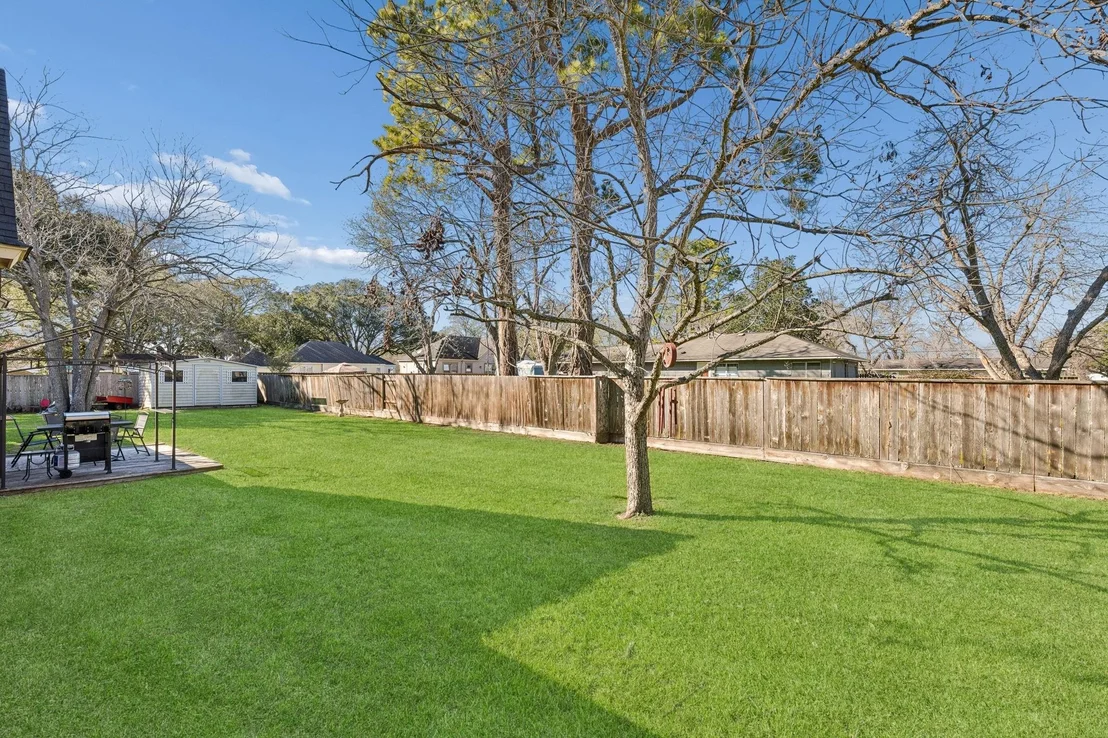 Photo of 2217 Bernie Avenue