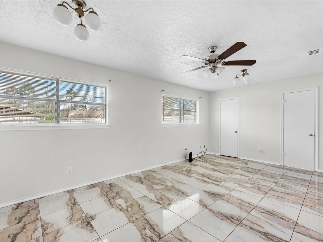 Photo of 15935 Dunman Lane