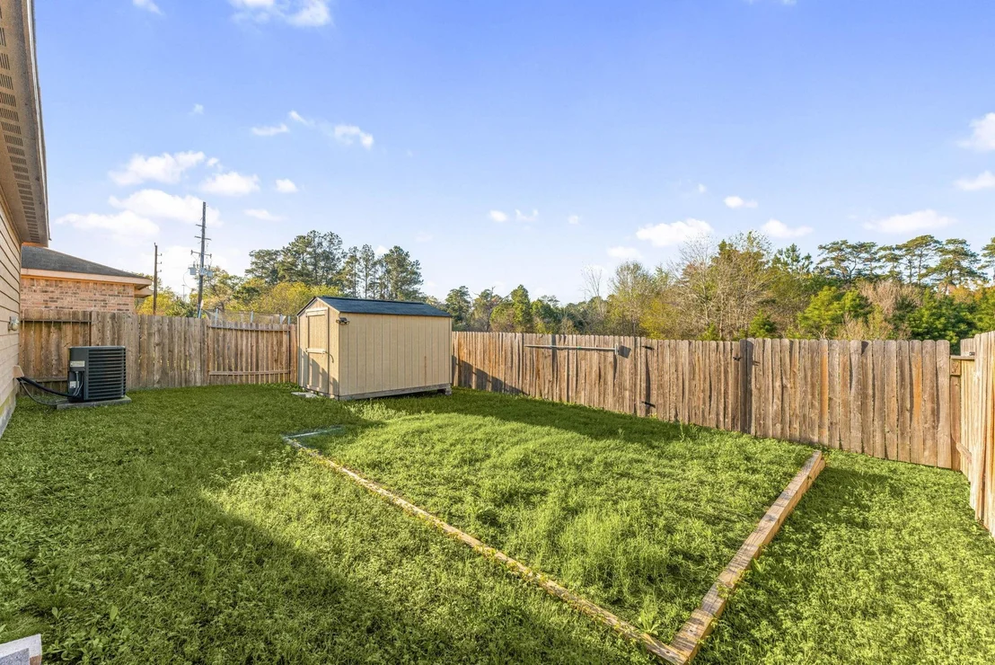 Photo of 12050 Quartersawn Lane