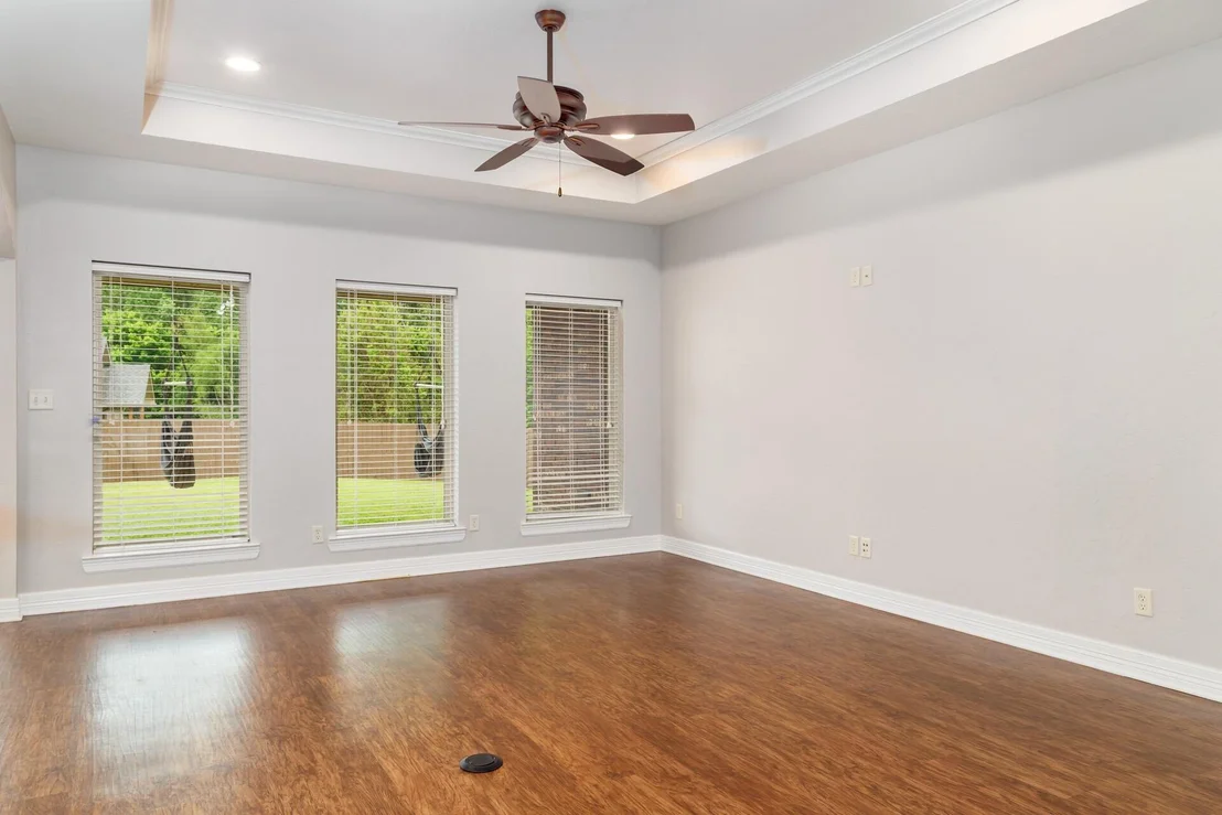 Photo of 124 Lakeway Lane