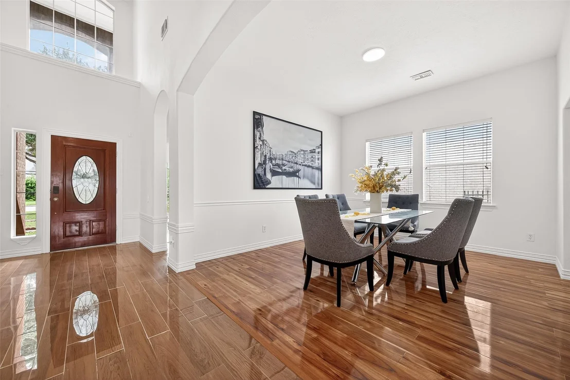 Photo of 7402 Heron Lakes Drive