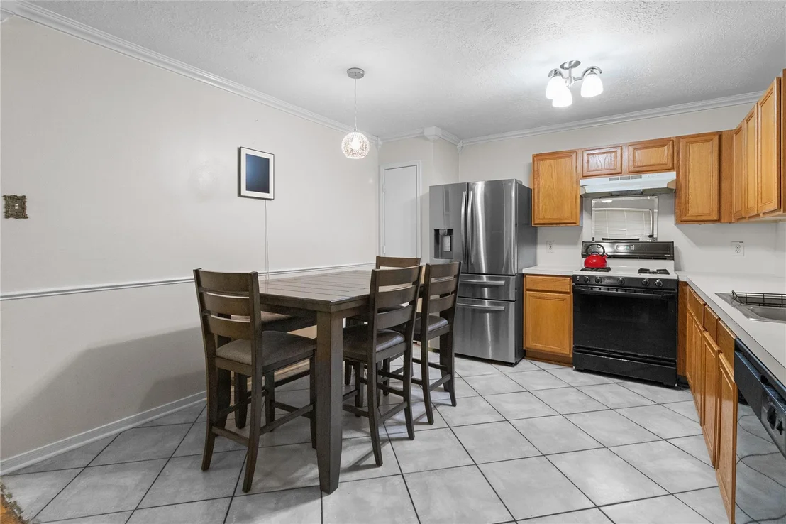 Photo of 5231 Honeyvine Drive
