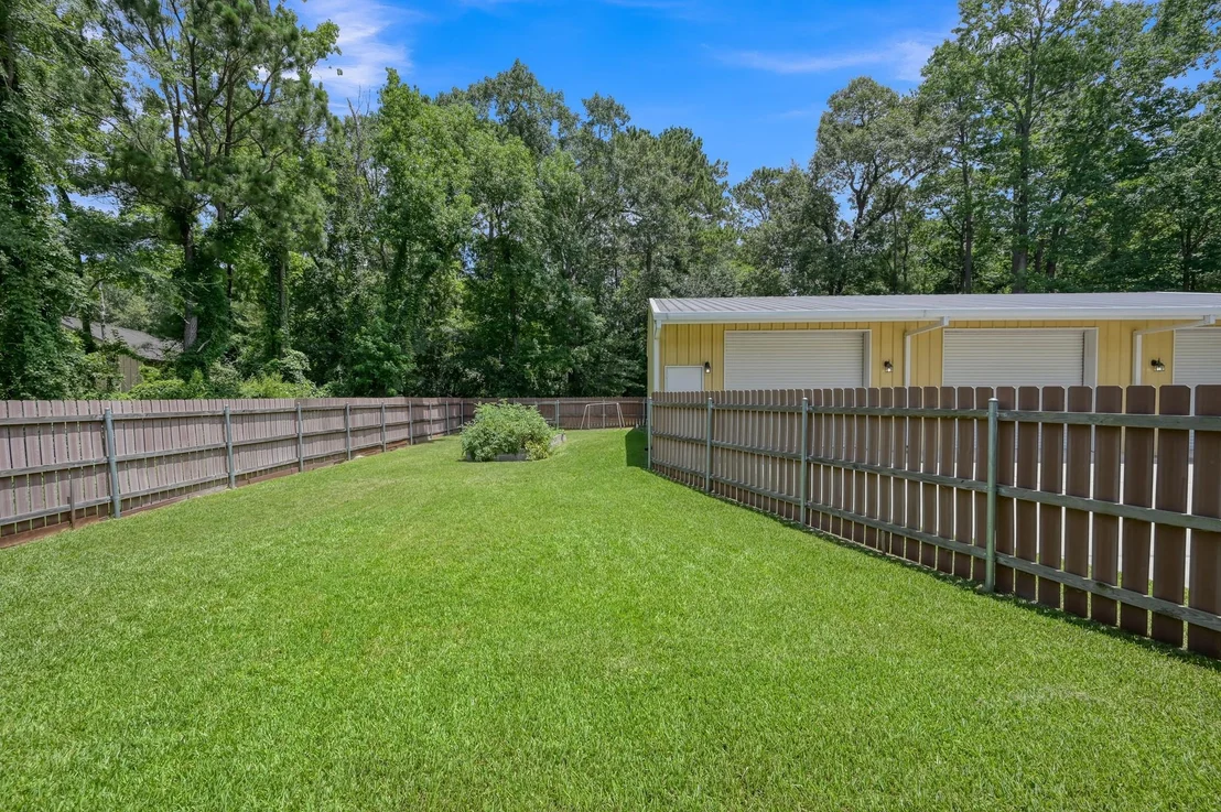 Photo of 107 Ebner Lake Front Drive