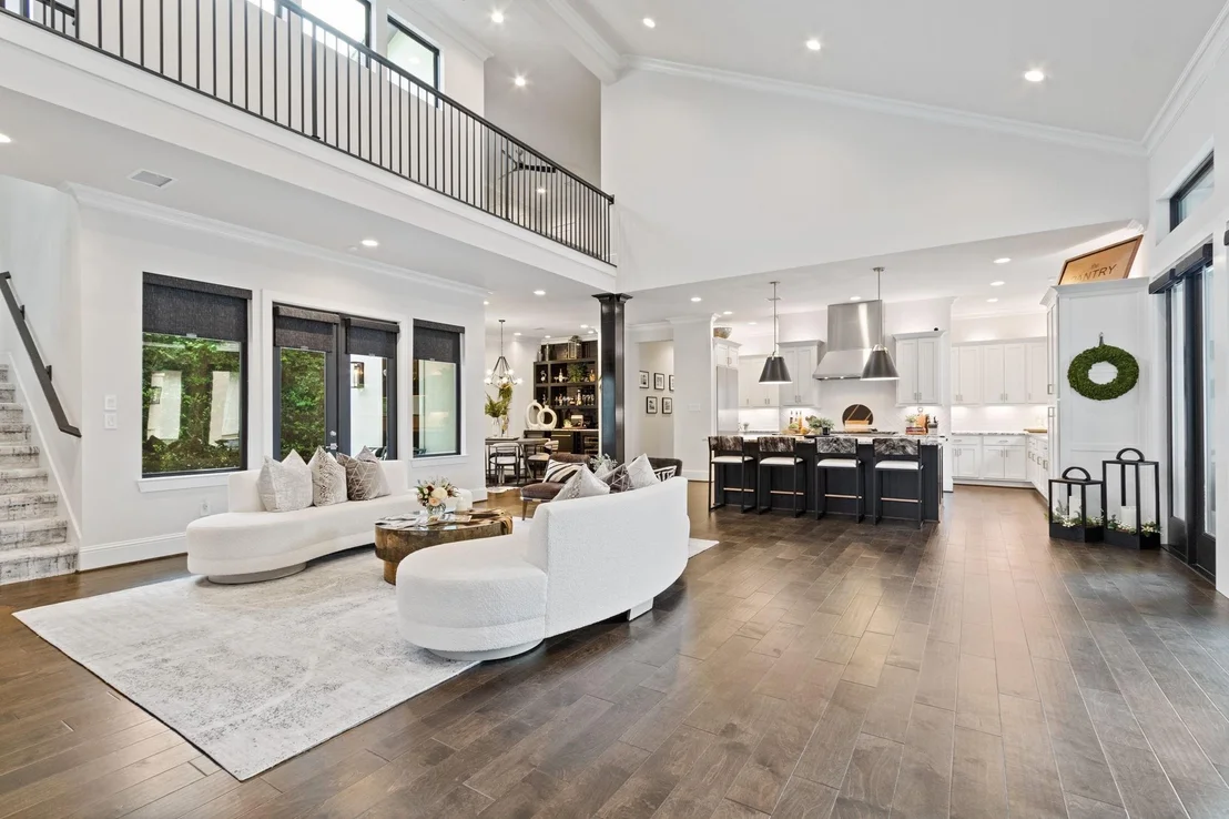 Photo of 18 Karsten Creek Court