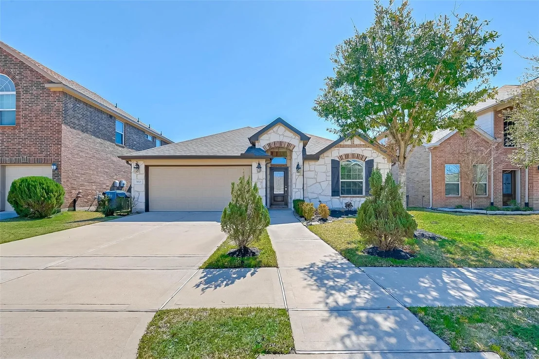 Photo of 7023 Villa Mountain Lane