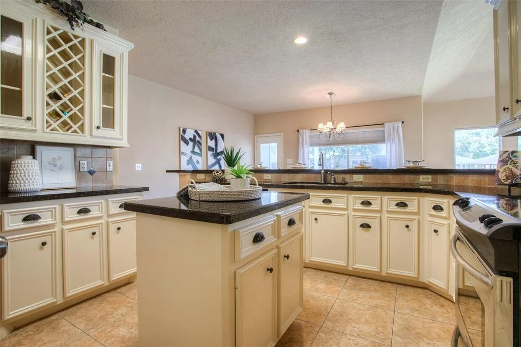 Photo of 13690 Shoreline Drive