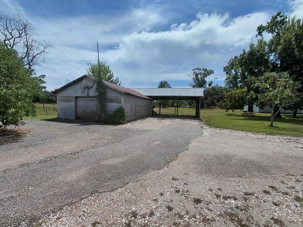 Photo of 613 County Road 706