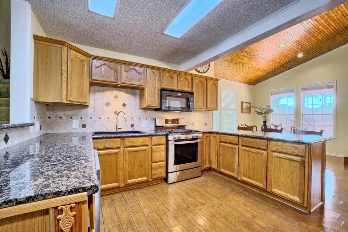 Photo of 670 Cedar Crest Circle