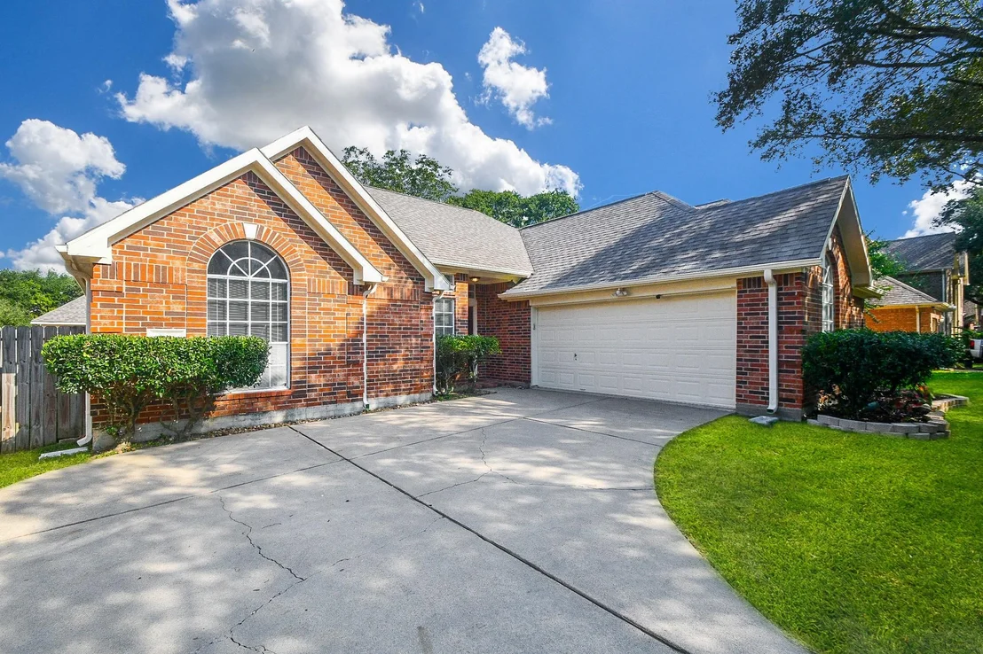 Photo of 24314 Schivener House
