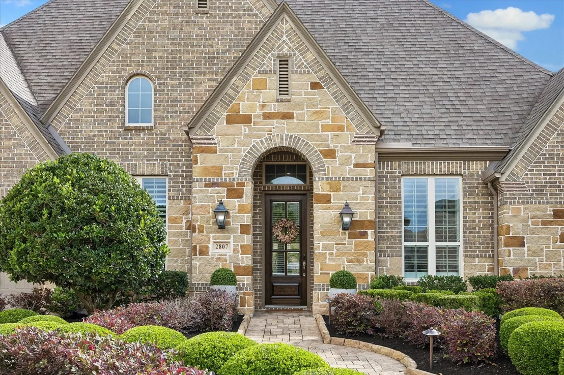 Photo of 2807 Mayfield Ridge Lane