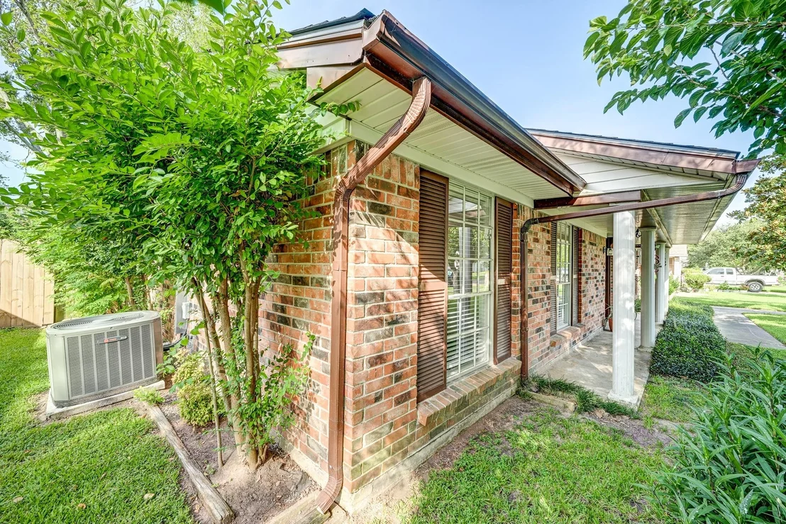 Photo of 12211 Plumpoint Drive