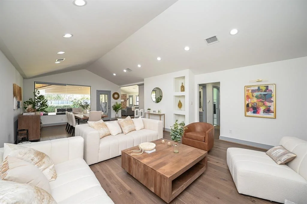Photo of 203 Blue Willow Drive