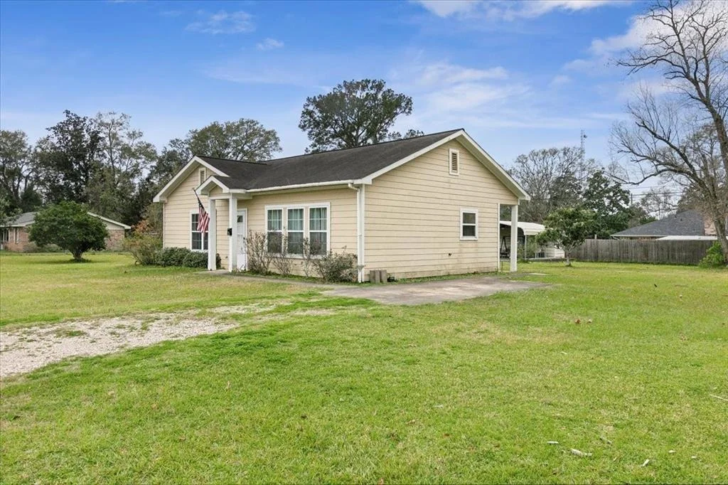 Photo of 1153 Railroad Street