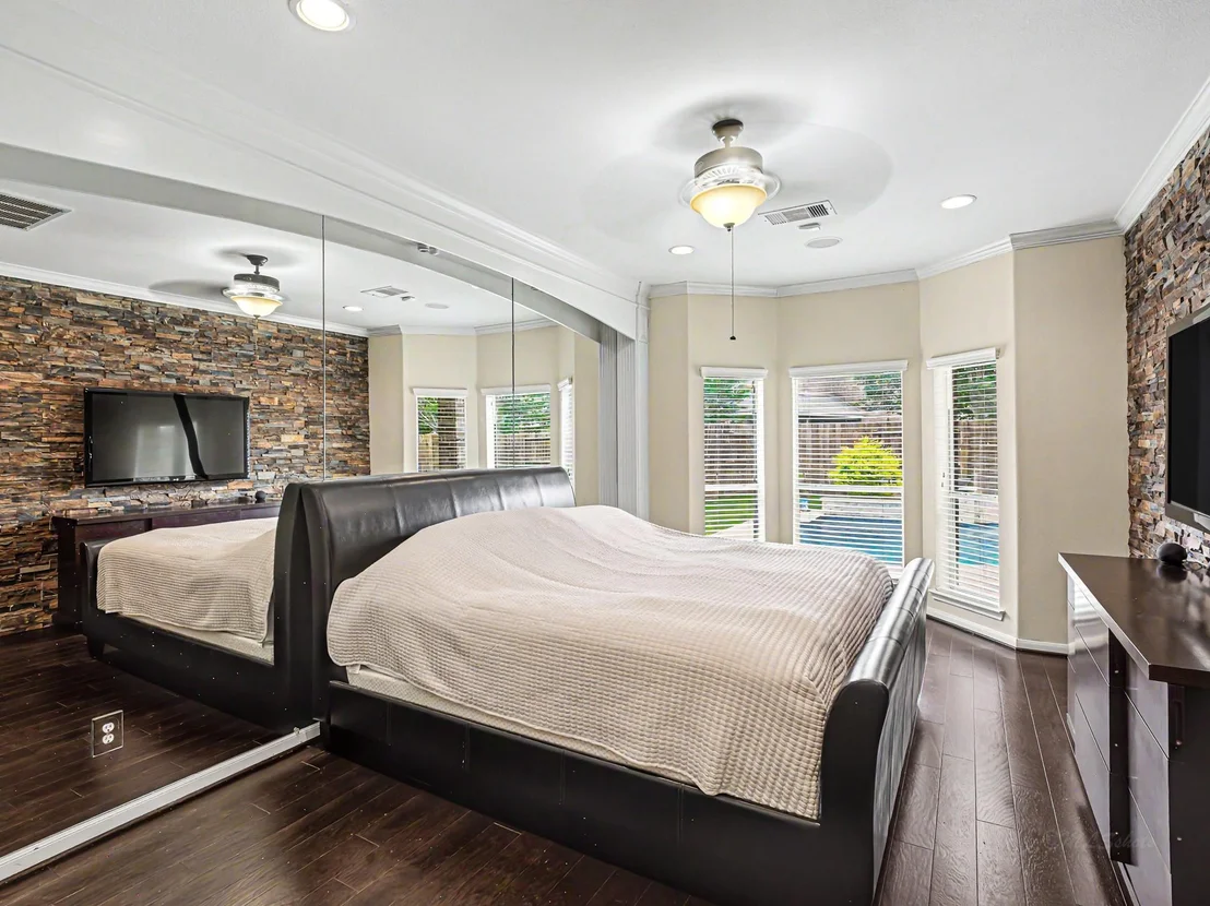 Photo of 6127 Harmony Park Lane
