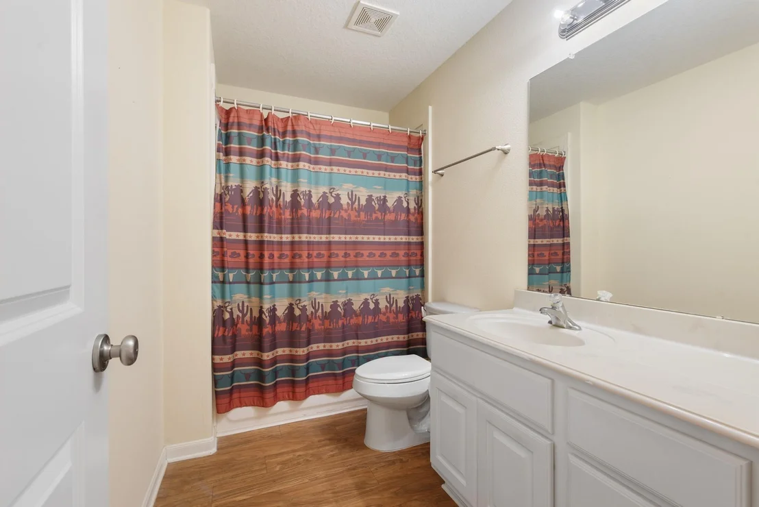 Photo of 1635 Lakeview Drive