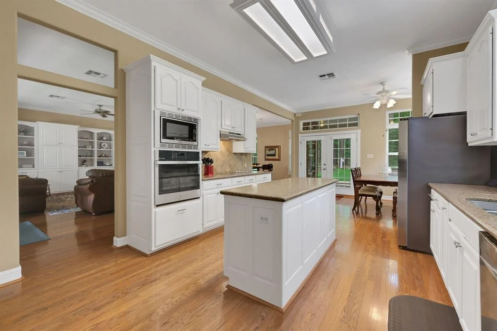 Photo of 69 Lake Oaks Circle
