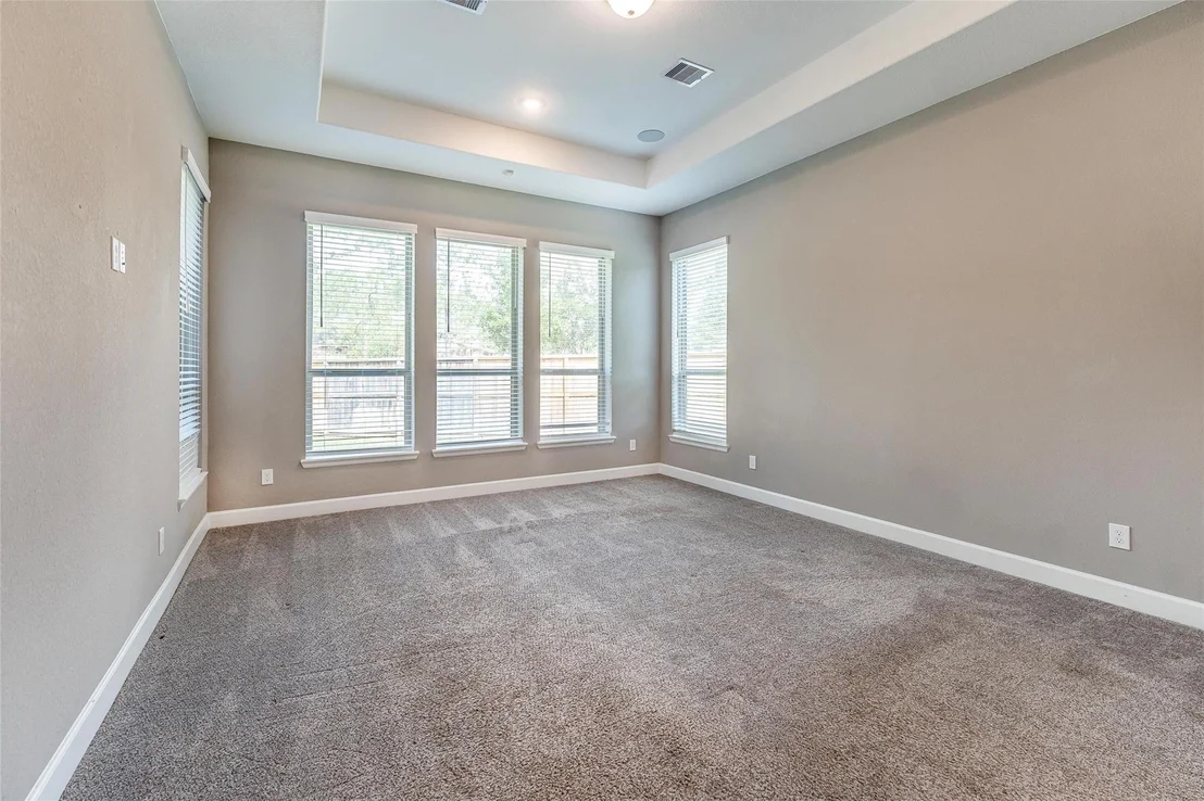 Photo of 1050 Groveton Ridge Lane