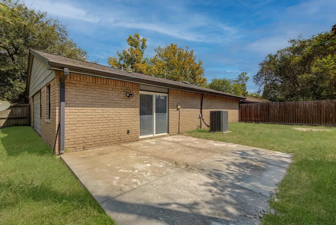 Photo of 5702 Golden Grove Lane