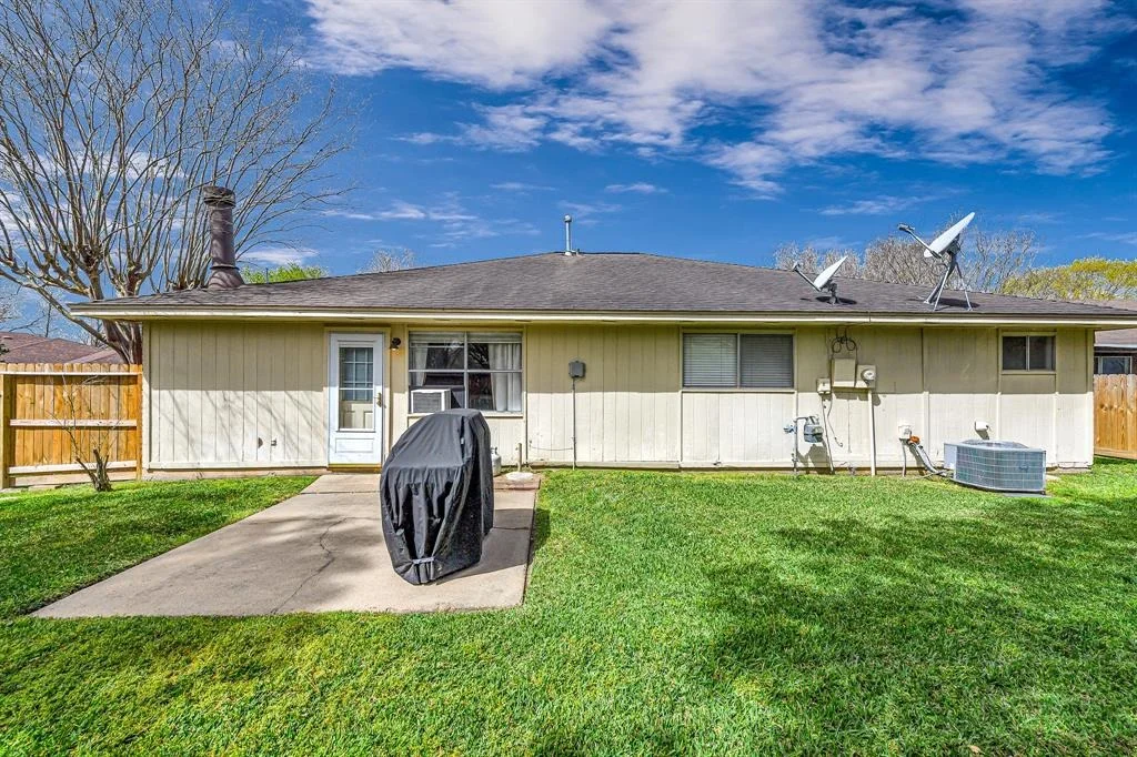 Photo of 22151 Pearl Lake Drive