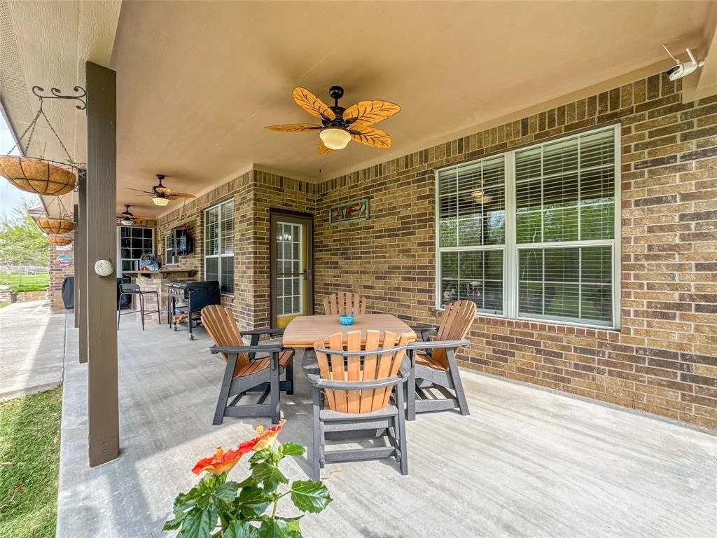 Photo of 15229 Cedar Street