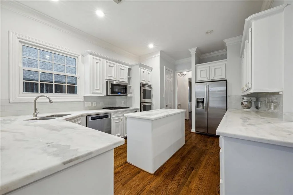 Photo of 3927 Browning Street